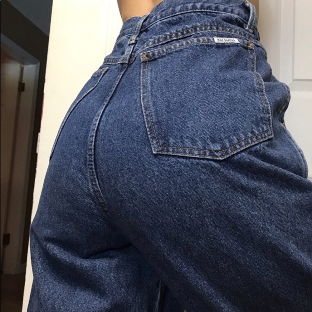 VTG Bill Blass Mom Hi-Rise Pleated Dark Wash Jean